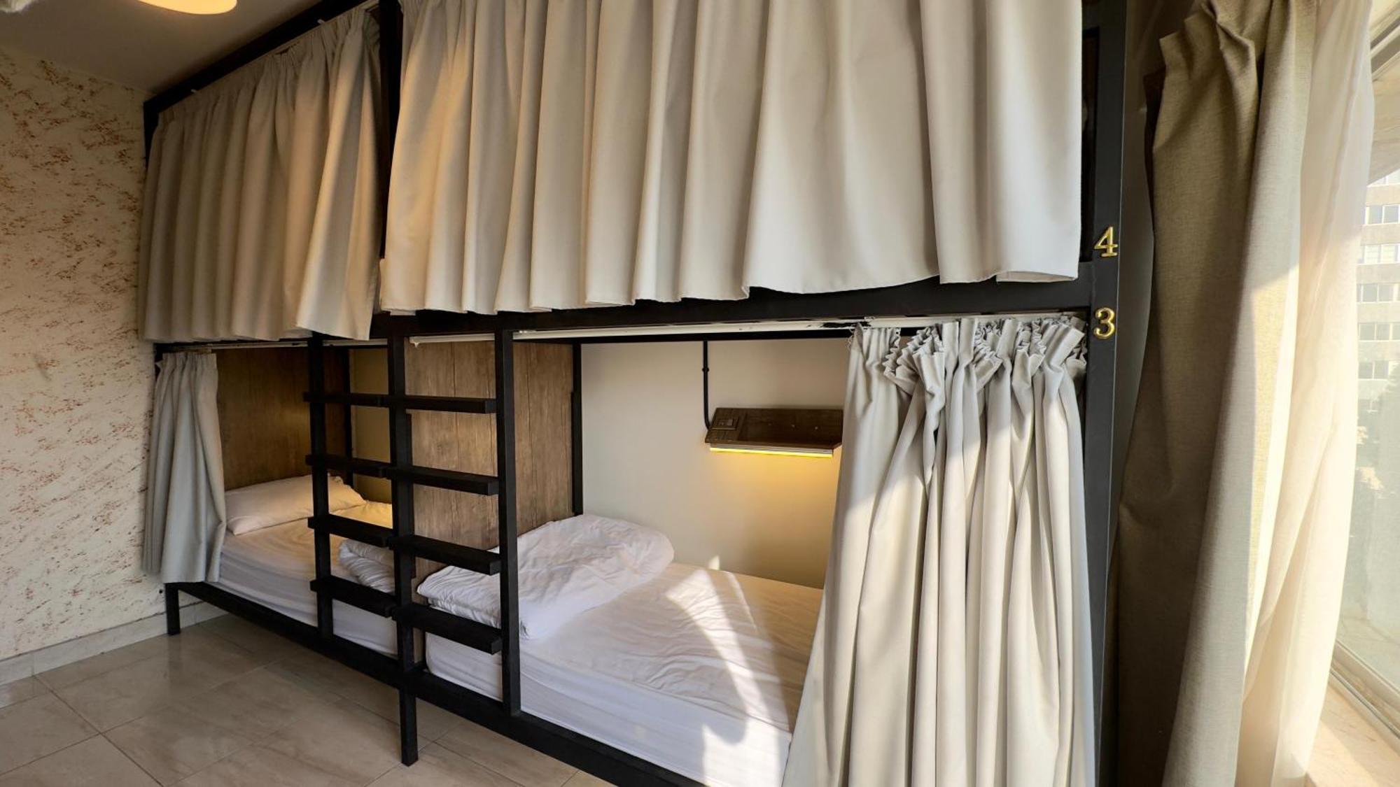 Antika Amman Hotel Екстериор снимка